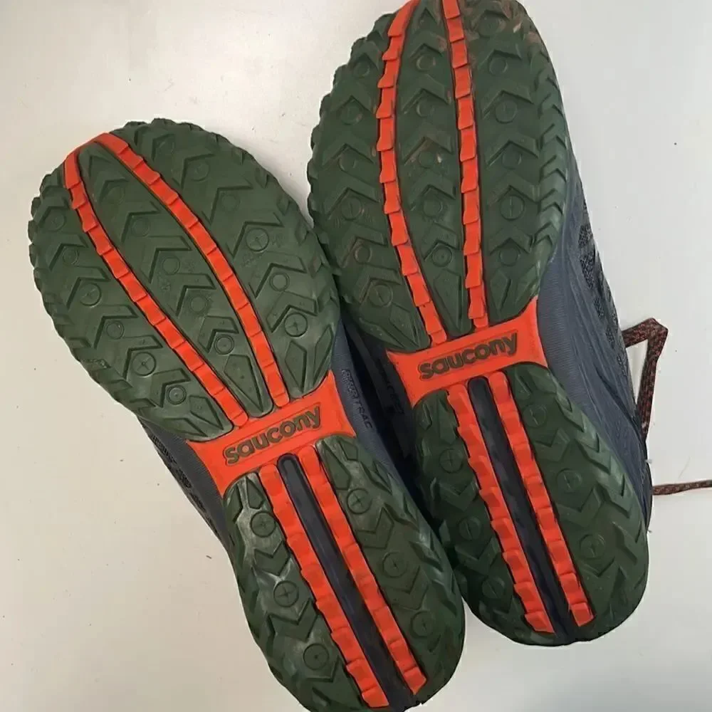 Saucony Trail PWR track hiking shoes.  Very gently used.  Size Men 8.